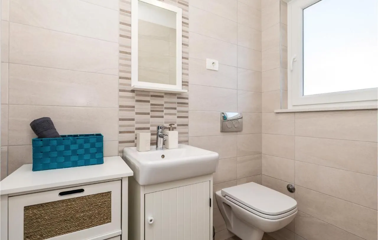 Awesome Home In Kastav With Outdoor Swimming Pool 펜션