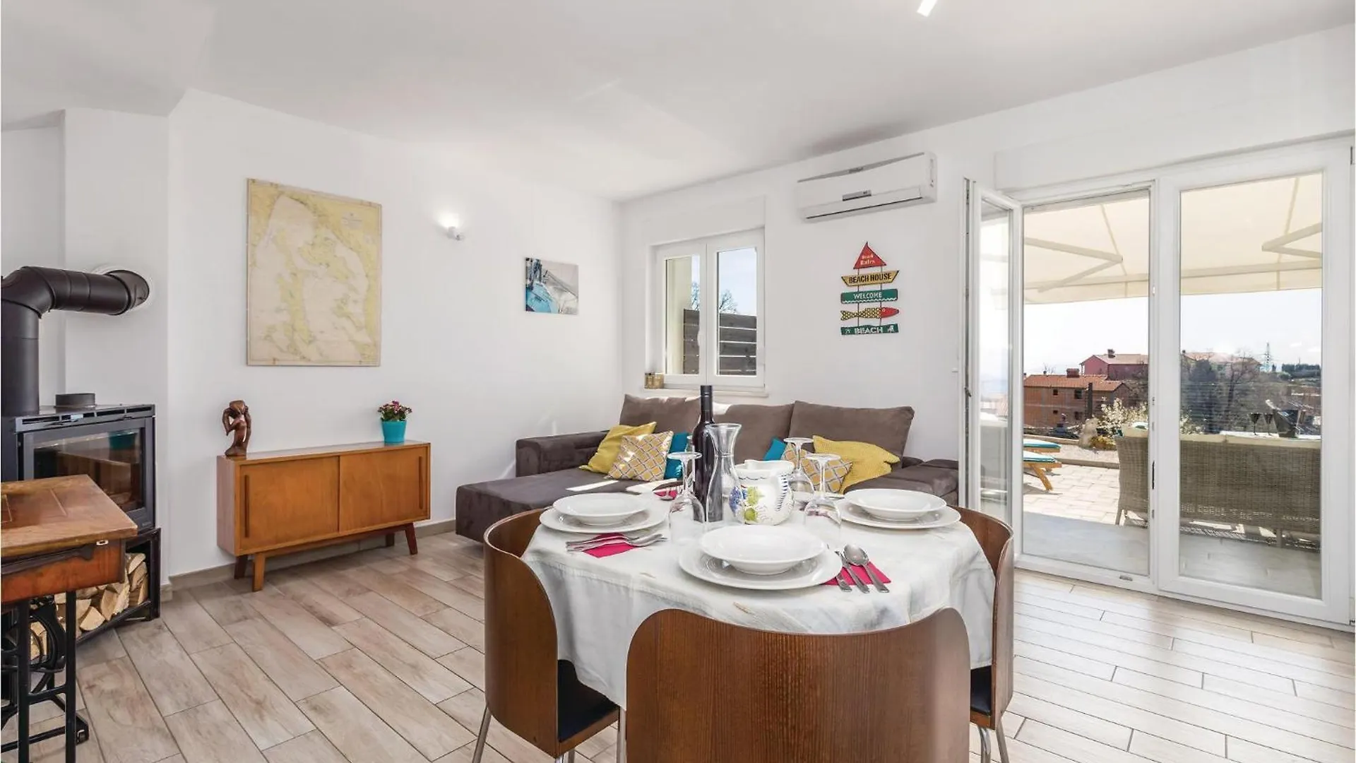 Awesome Home In Kastav With Outdoor Swimming Pool 0*,  크로아티아
